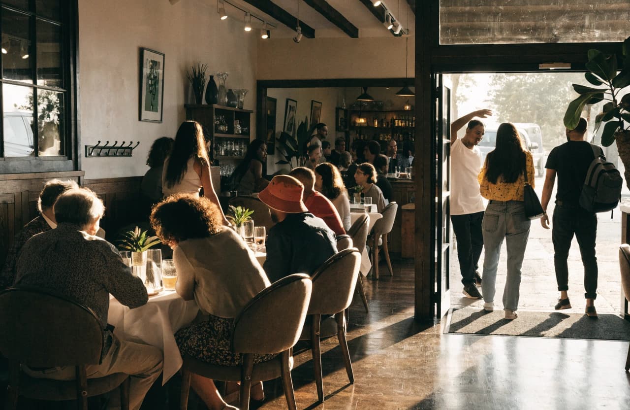 How Restaurant and Cafe Owners Can Bring More People Through the Door