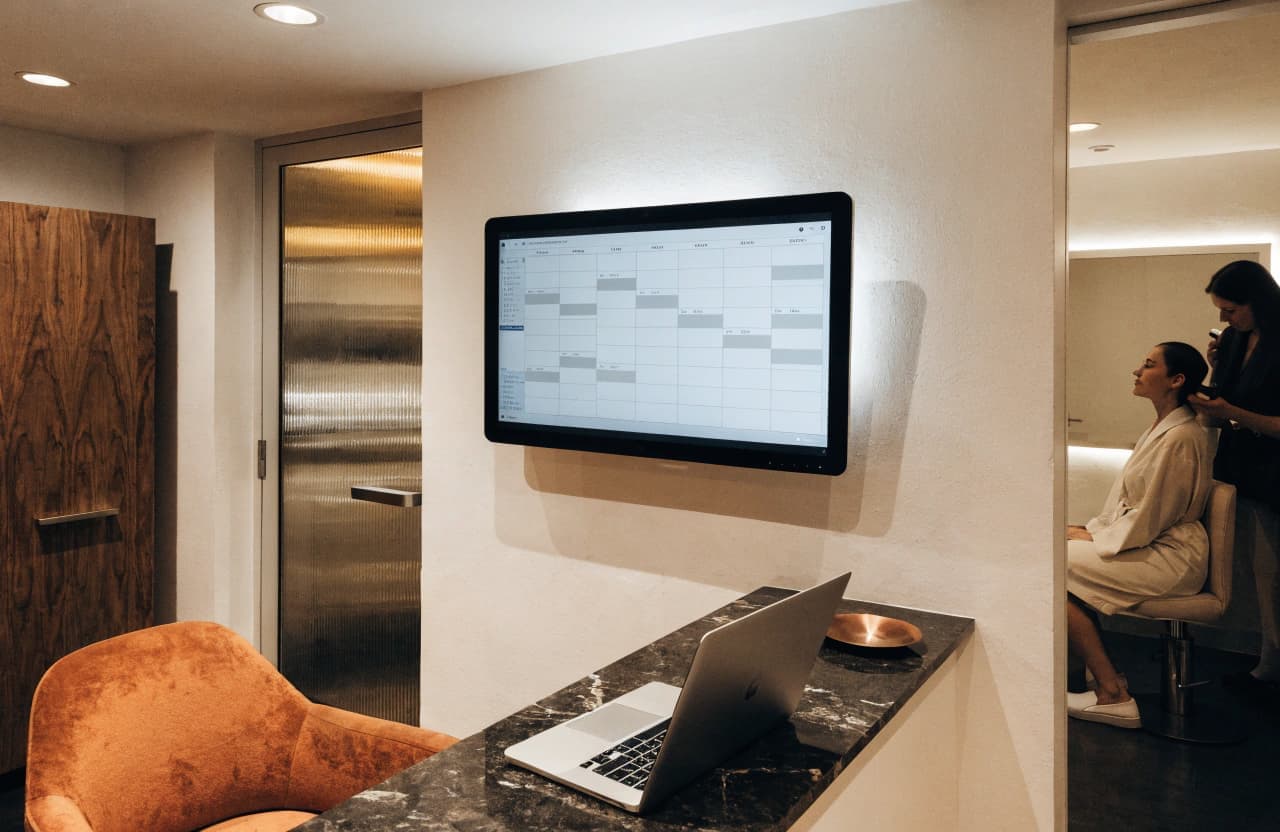 Online Booking Page for Salon and Spa Owners Without Commission